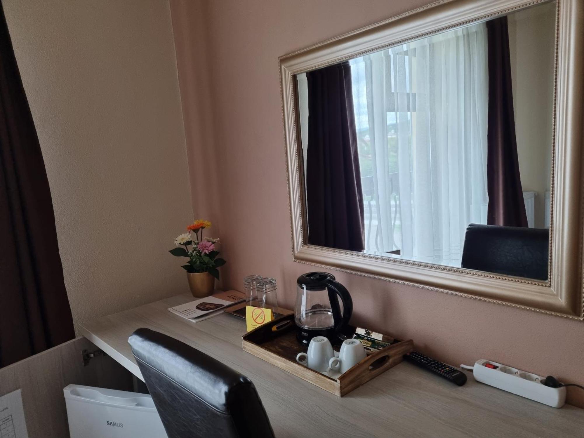 Alba Forum Alba Iulia Habitación foto